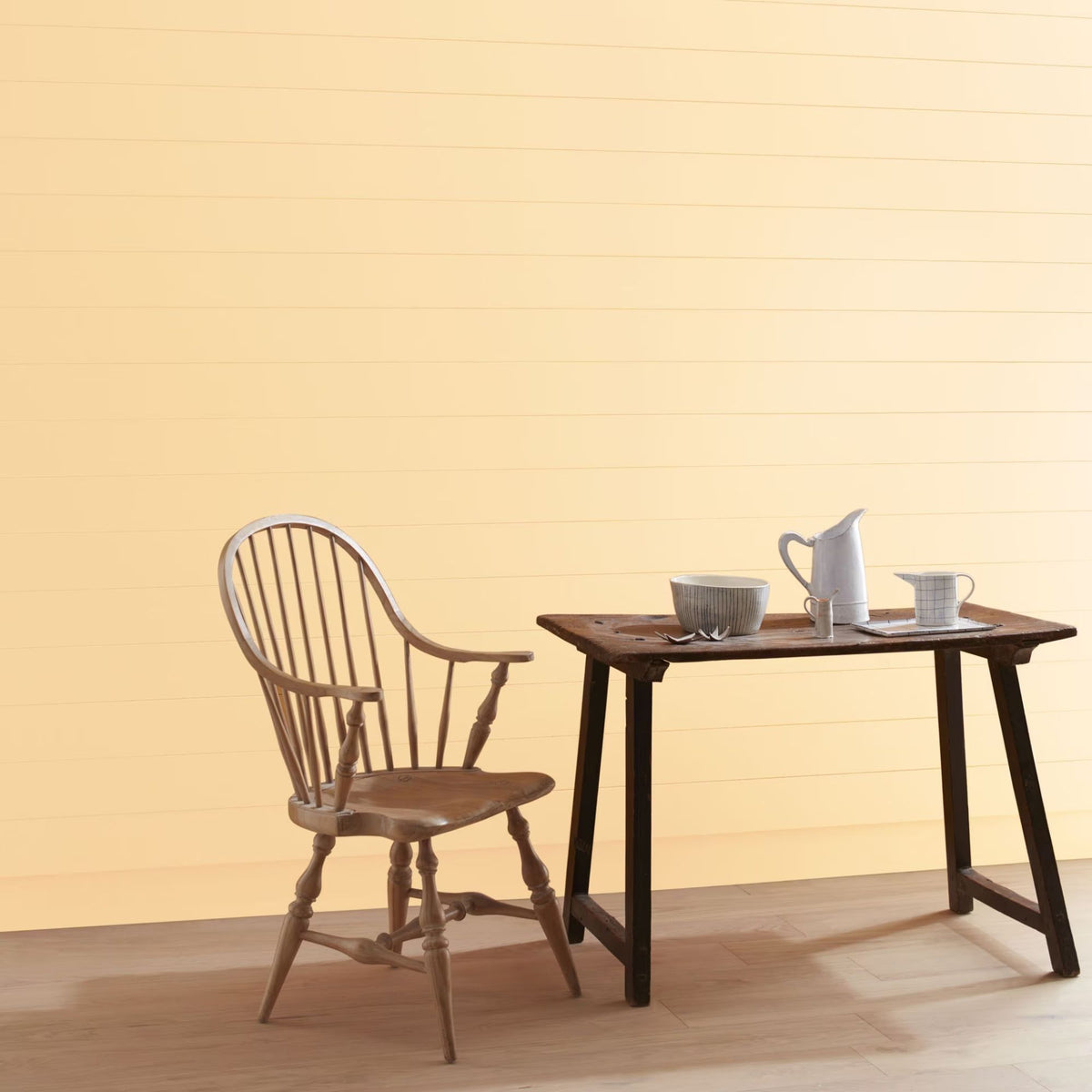 Pineapple Smoothie (142) - Benjamin Moore