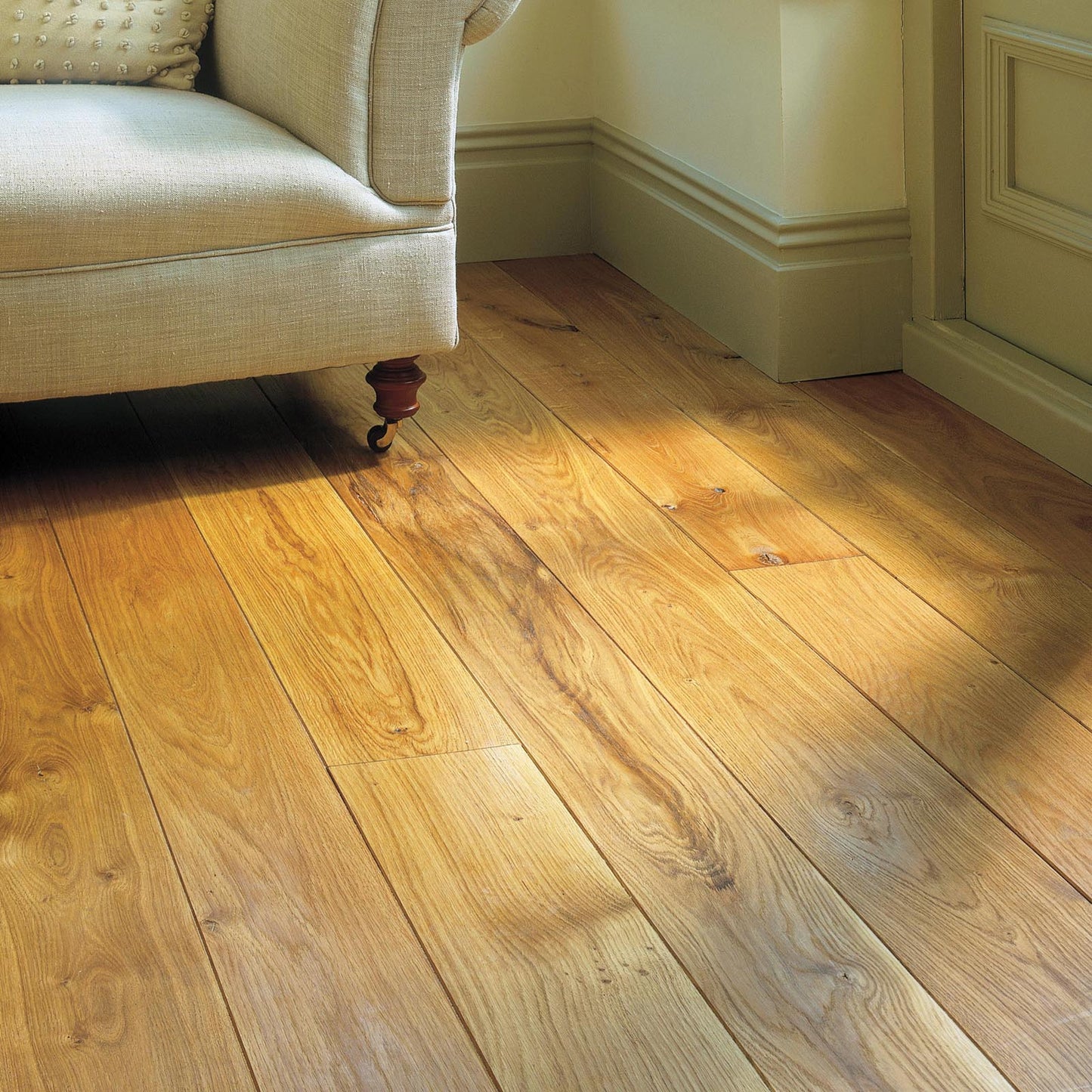 Sadolin Polyurethane Floor Varnish Clear Satin (Water-Based)