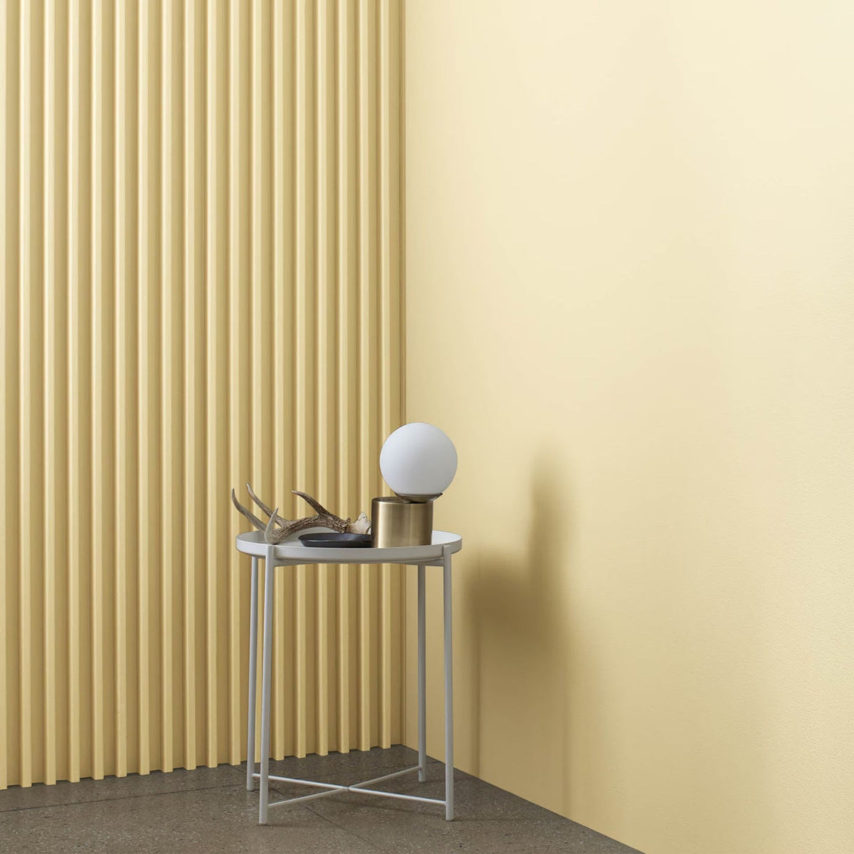 Swans Mill Cream (260) - Benjamin Moore