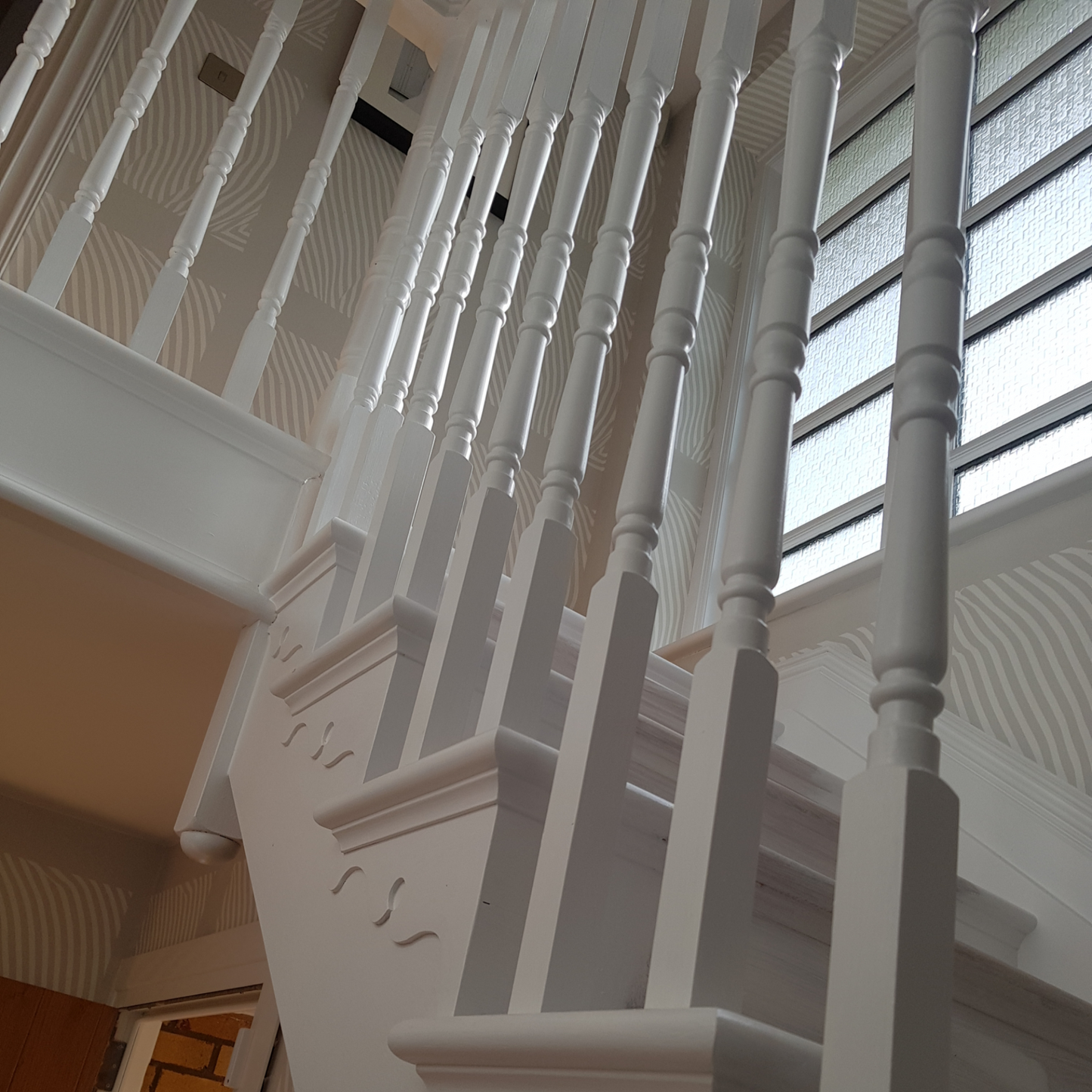 Bedec Aqua Advanced Gloss Brilliant White