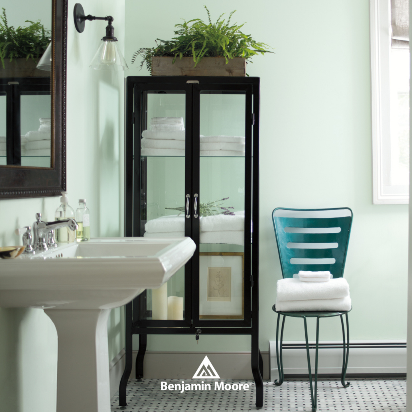 BENJAMIN MOORE AURA BATH & SPA