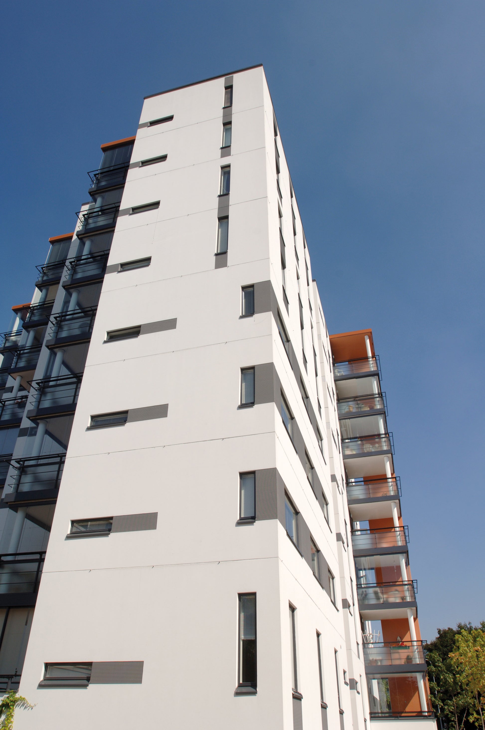 Flats painted in Teknos Siloksan Facade masonry paint