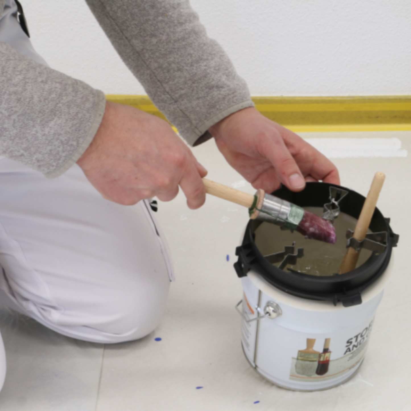 Go Paint Store & Go - Gel Paint Brush Storage System