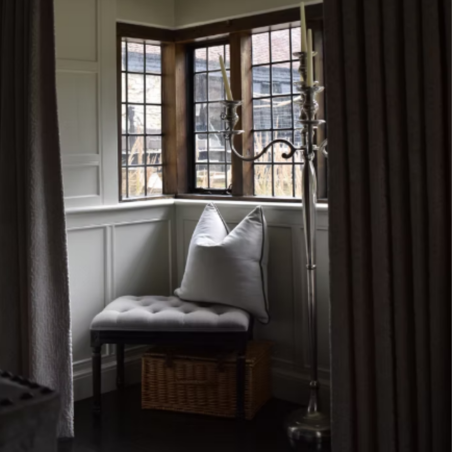 Hanford & Green Acrylic Gloss Paint White - 80% Sheen