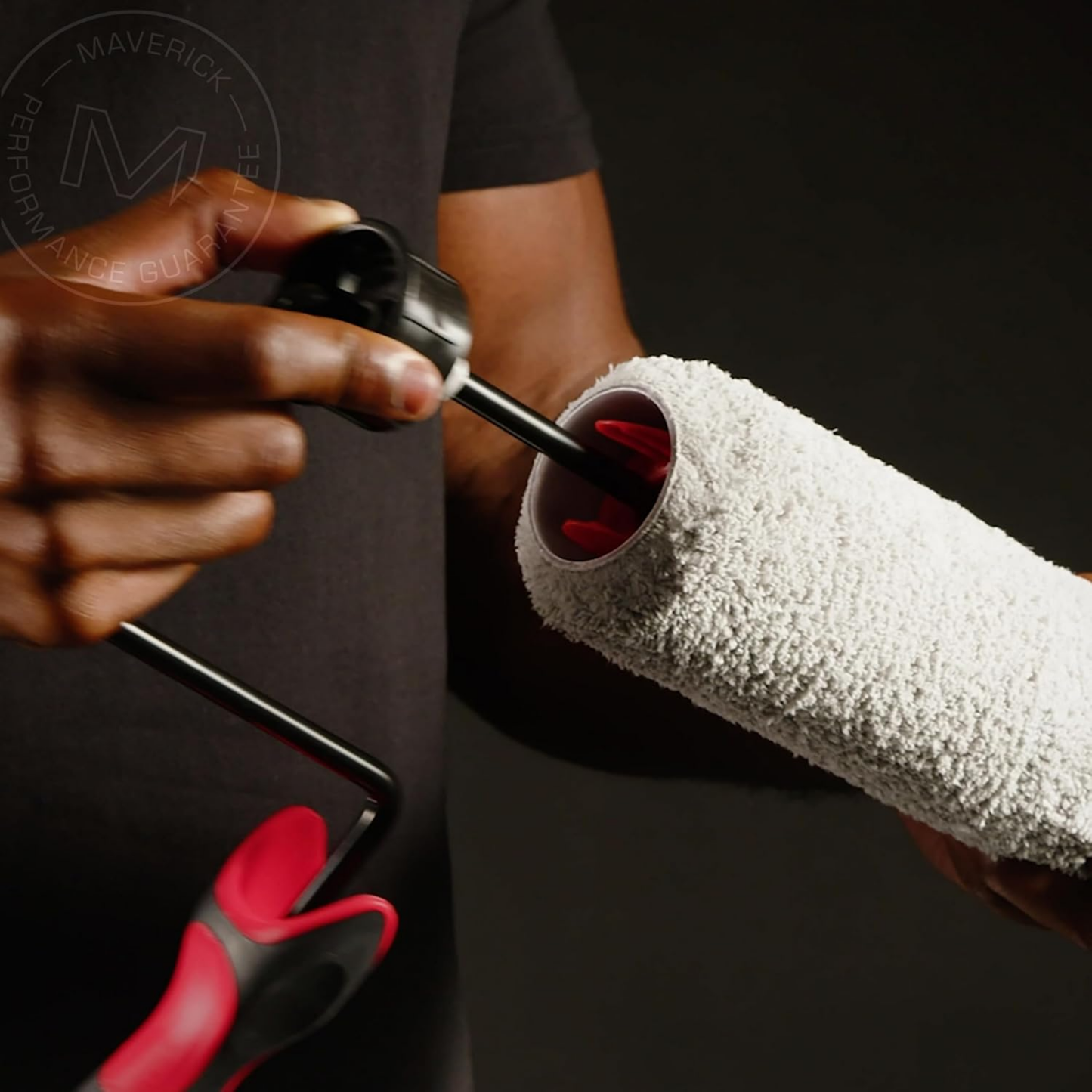 Maverick Headlock Paint Roller Frame 9"