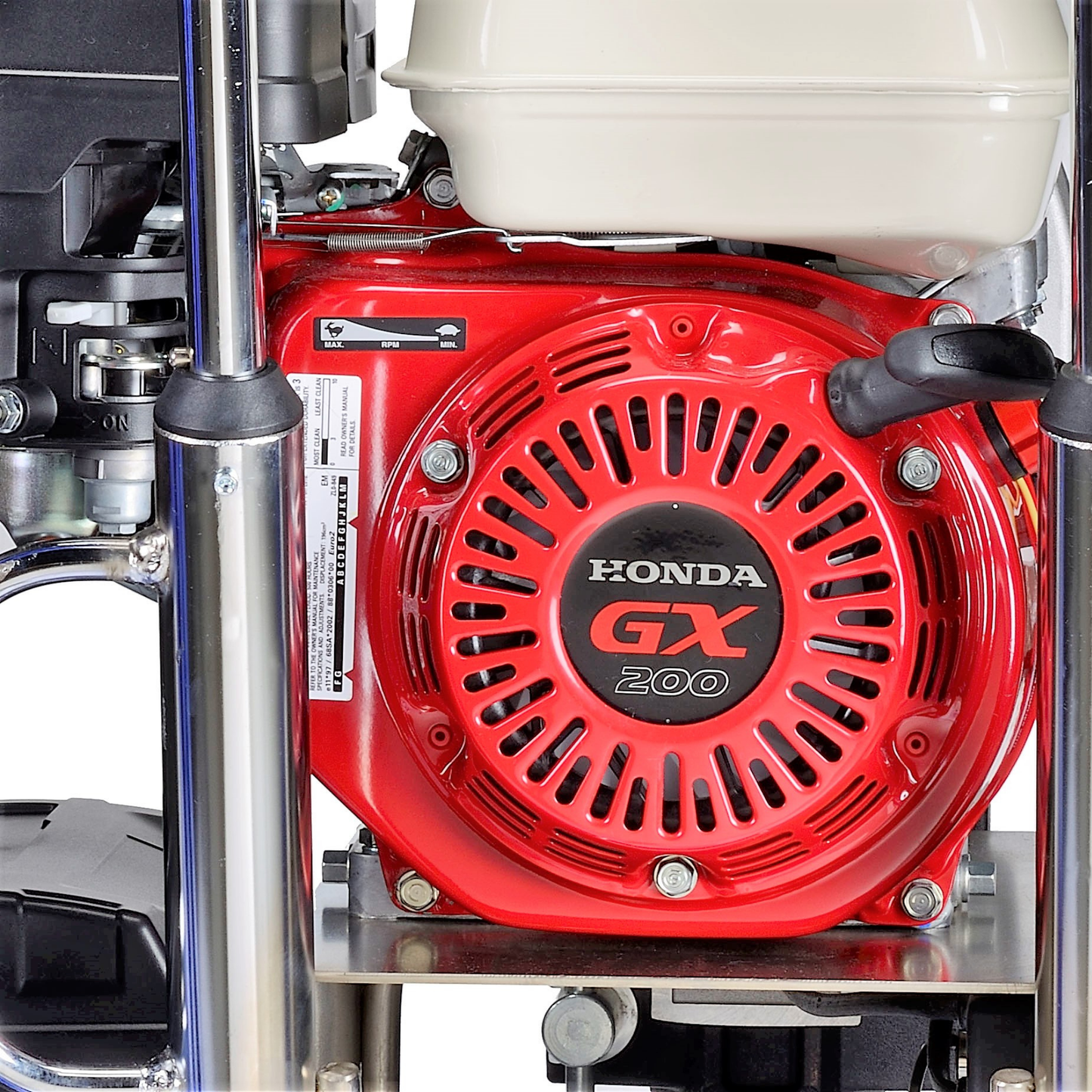 QTech QT830 Engine Drive Airless Sprayer With Gun, Tip & Hose